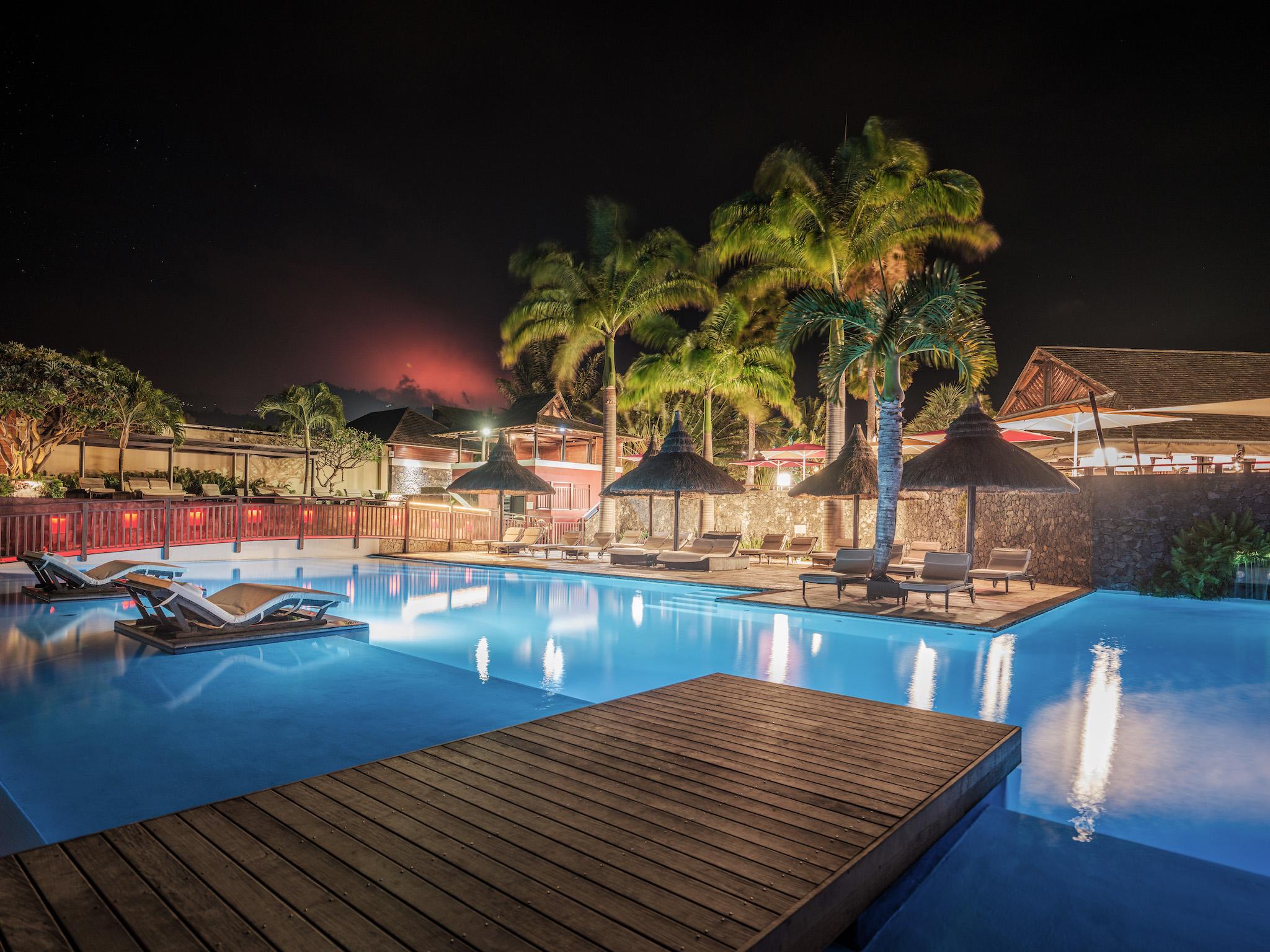 Palm Hotel & Spa Petite-Ile Exterior photo