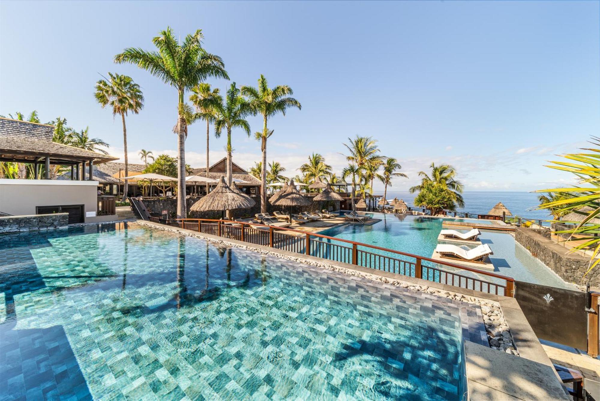Palm Hotel & Spa Petite-Ile Exterior photo